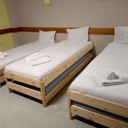 City Drops Hostel Batalhaprivate Room Porto Exterior photo