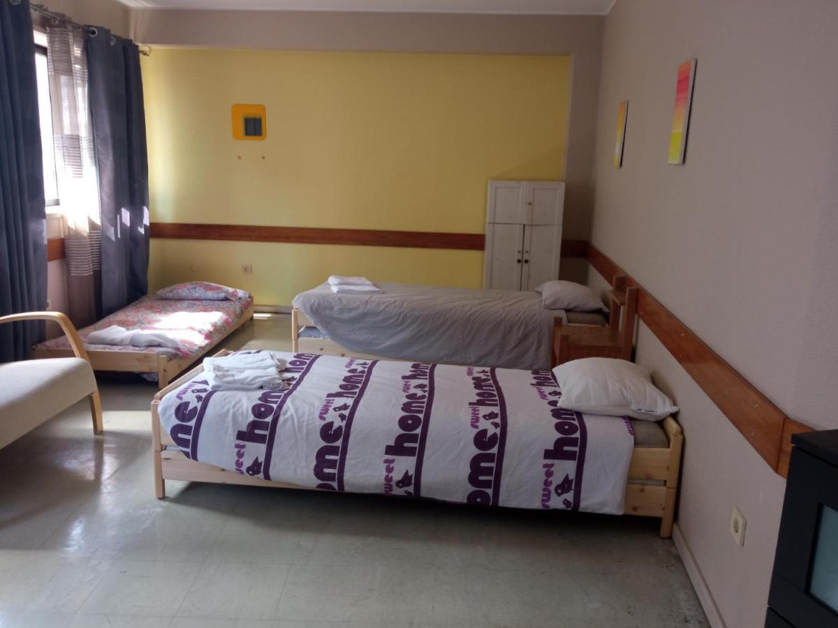 City Drops Hostel Batalhaprivate Room Porto Exterior photo