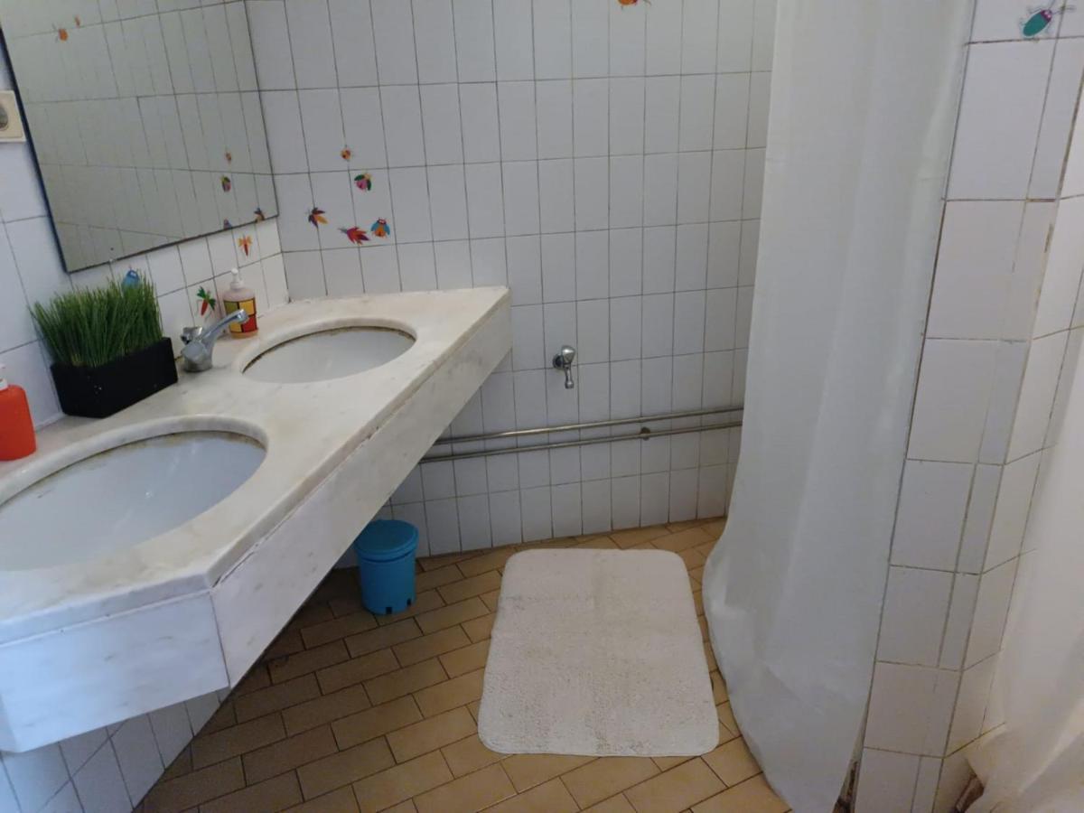 City Drops Hostel Batalhaprivate Room Porto Exterior photo